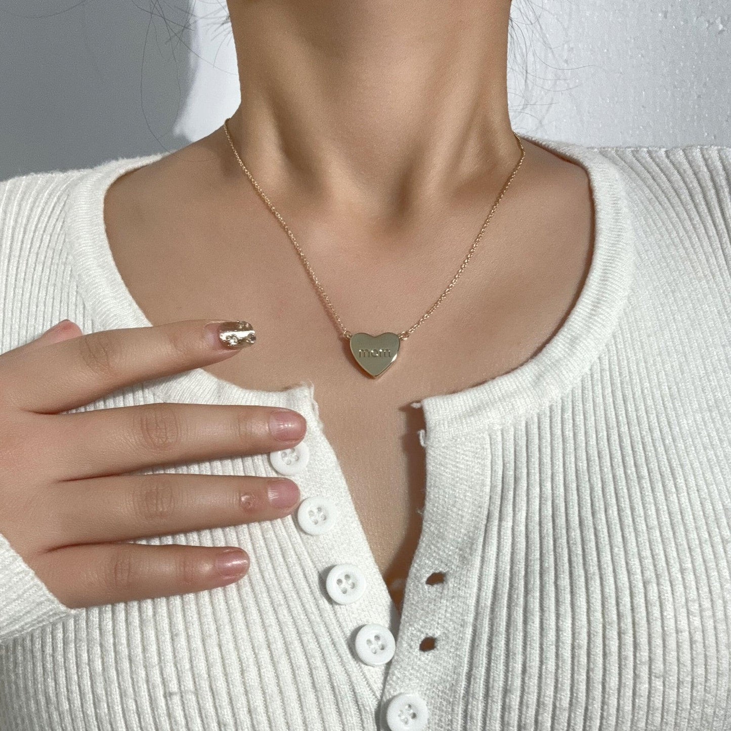 Heart Necklace – A Symbol of Love and Elegance