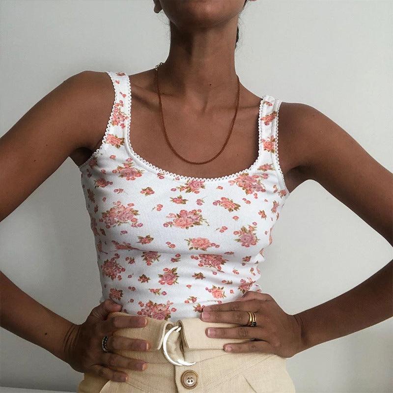 Slim-Fit Shorts for a Stylish Loo