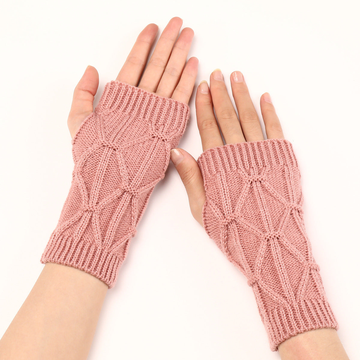 Knitted wool gloves with long sleeves