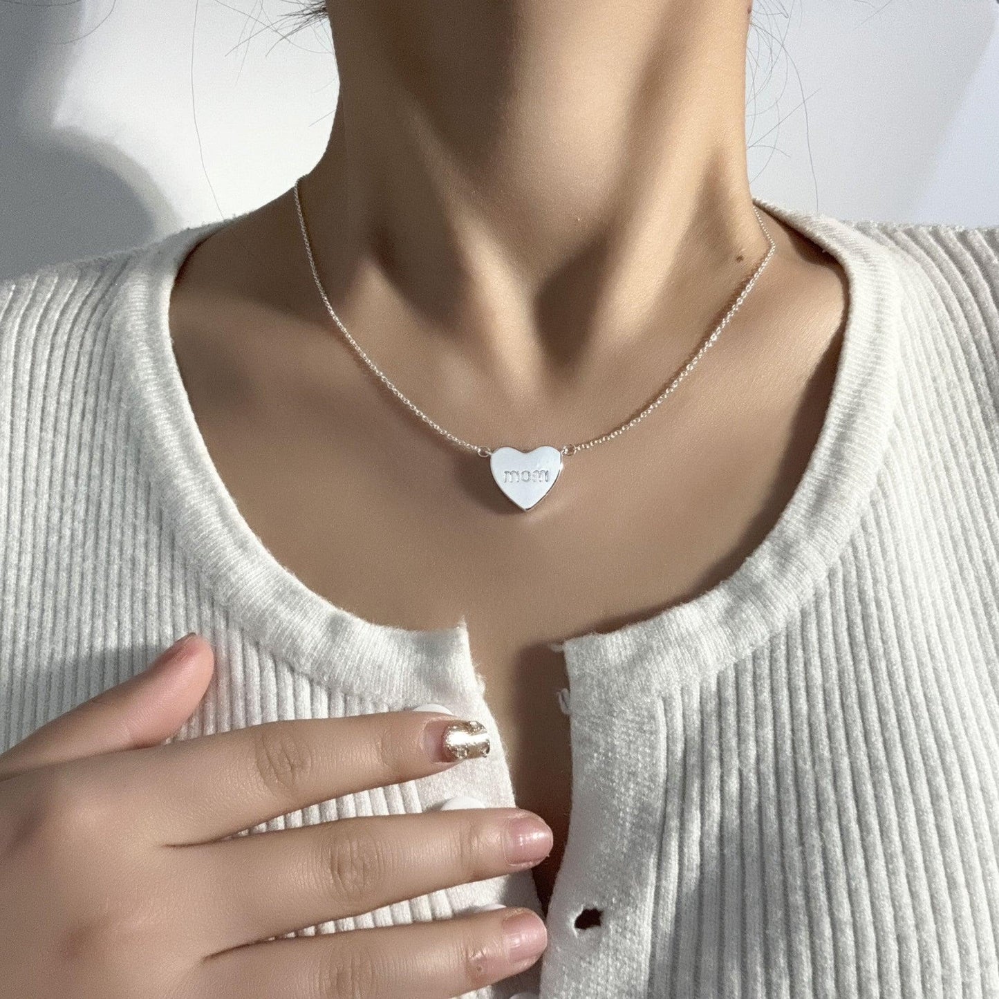 Heart Necklace – A Symbol of Love and Elegance