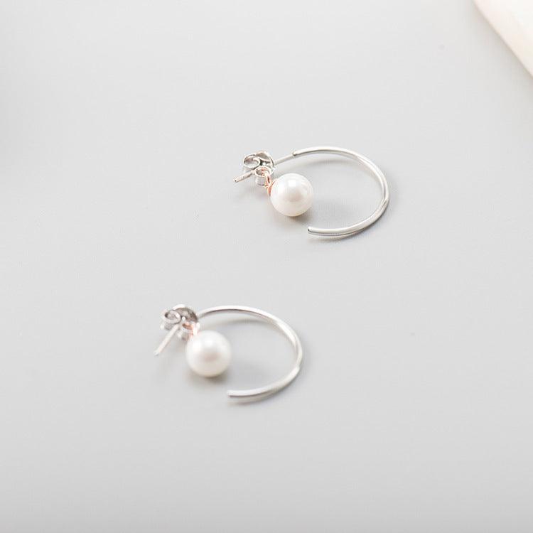 Classic Pearl Earrings