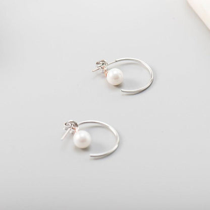 Classic Pearl Earrings
