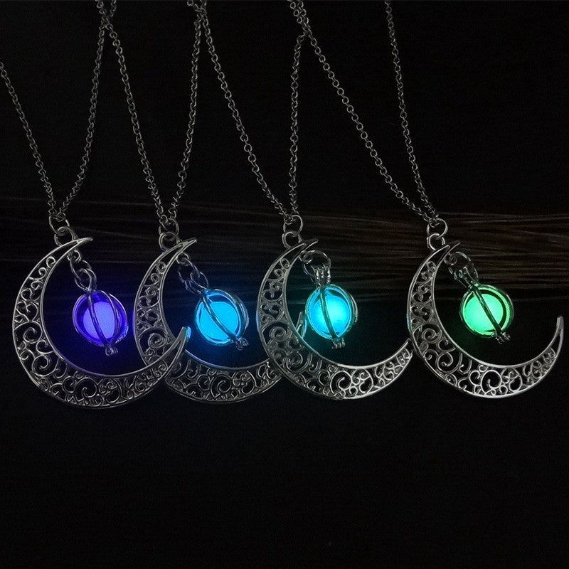 Bright Natural Moon Necklace